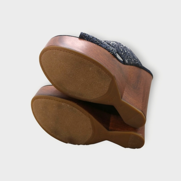 NWT Wedge Sparkle Metallic Cross Strap Sandals Summer Heels Wedges By Guess - Picture 7 of 11